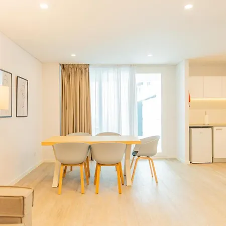 Downtown Pdl Premium * Ponta Delgada