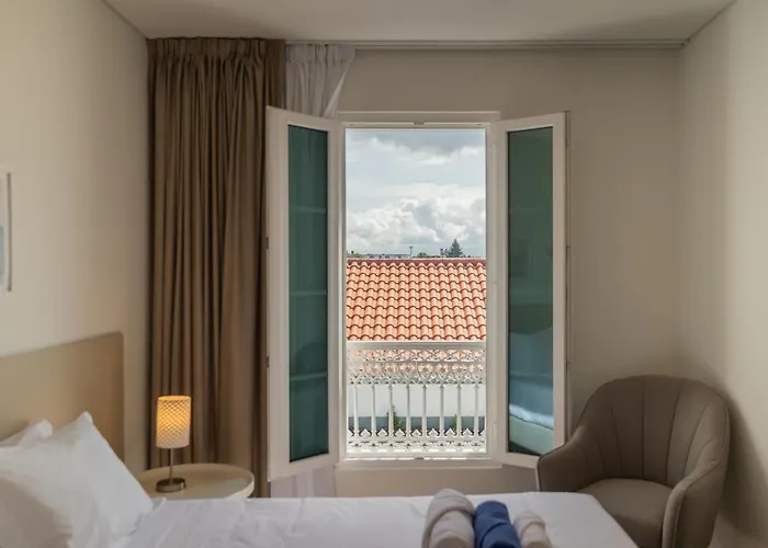 Downtown Pdl Premium *